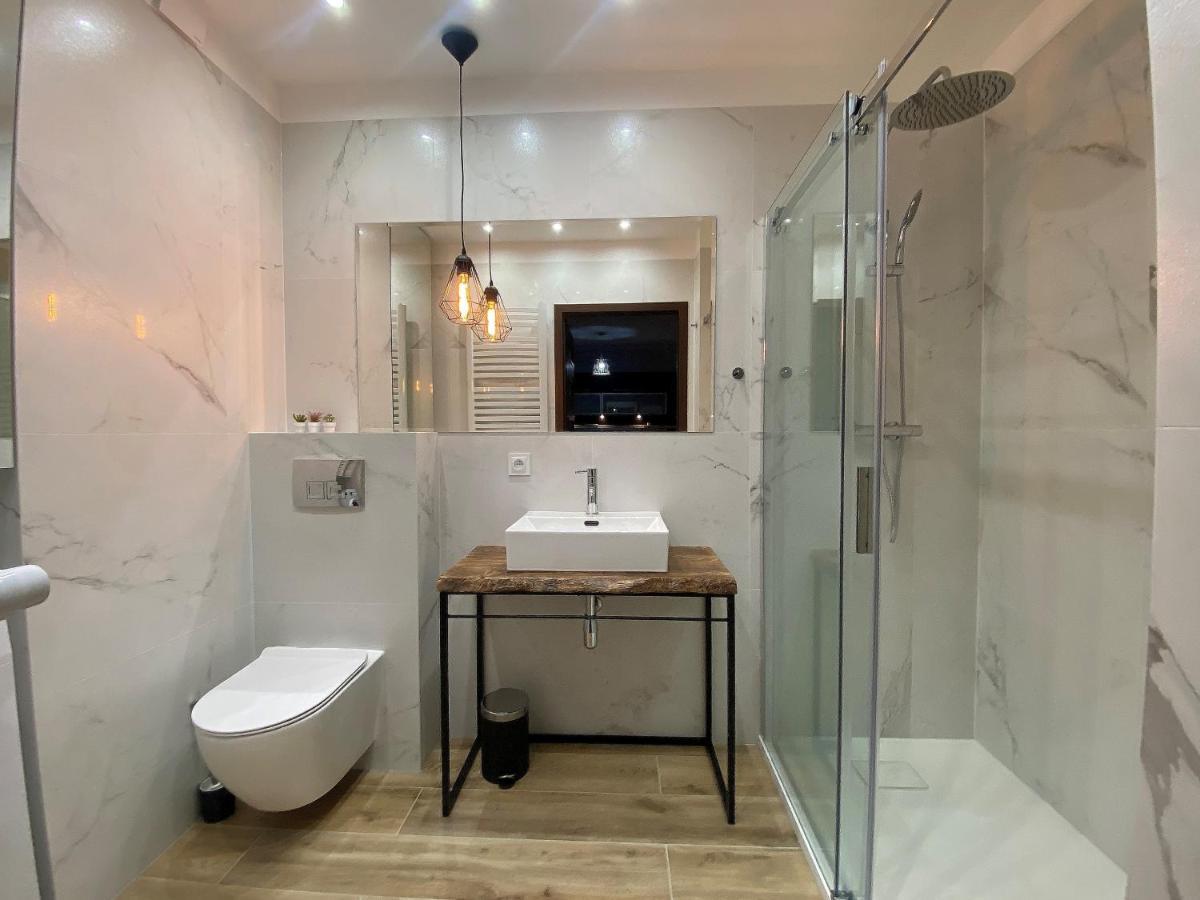 Apartamenty Swinoujscie - Apartament Nad Kanalem Ngoại thất bức ảnh