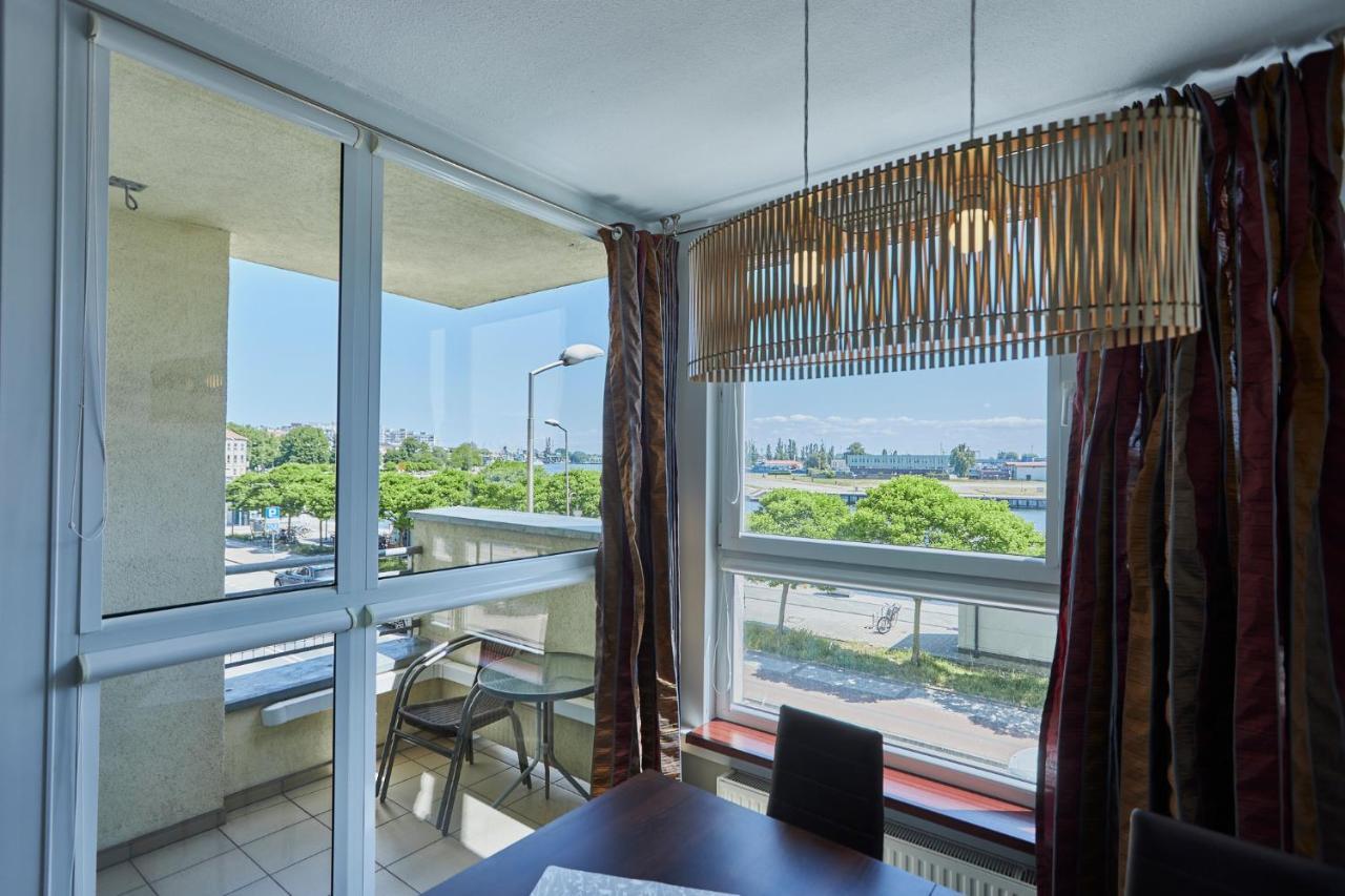Apartamenty Swinoujscie - Apartament Nad Kanalem Ngoại thất bức ảnh